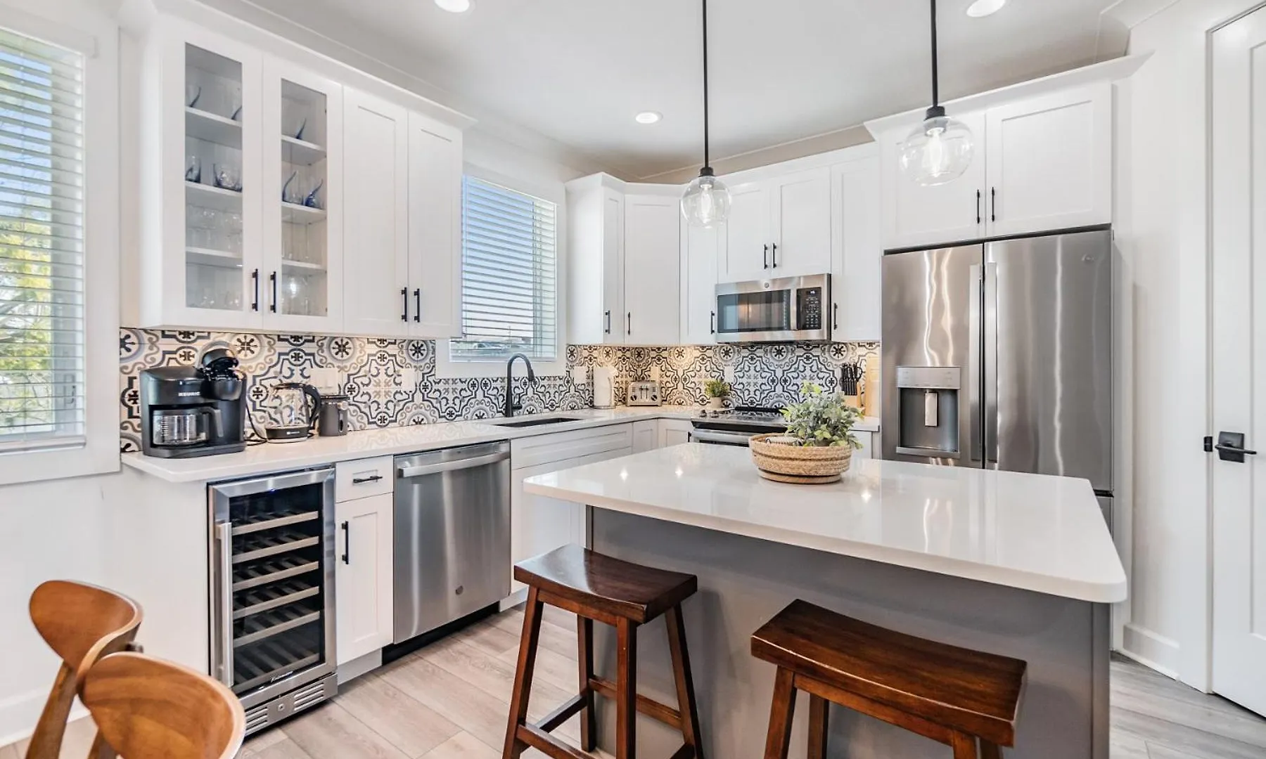 Modern Oasis - Downtown Tampa Retreat Villa